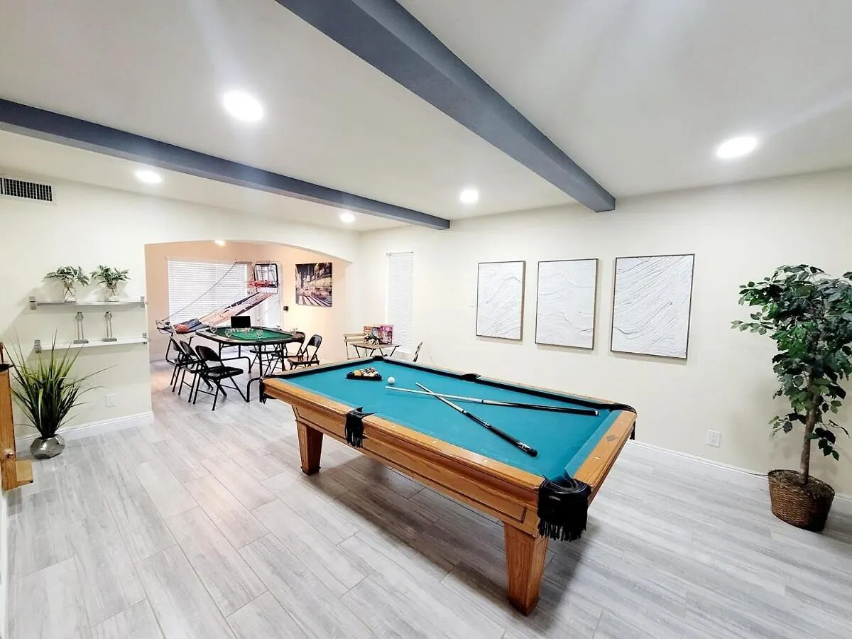 הוילה לאס וגאס Treasure Bay-3Br Pool & Hot Tub Oasis Near T Strip בית נופש